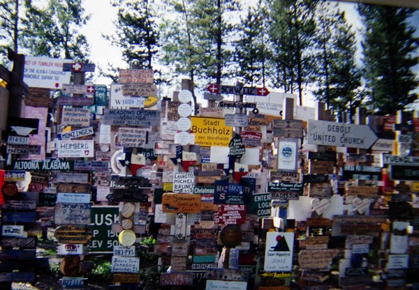 Ortschild von Buchholz in Watson Lake